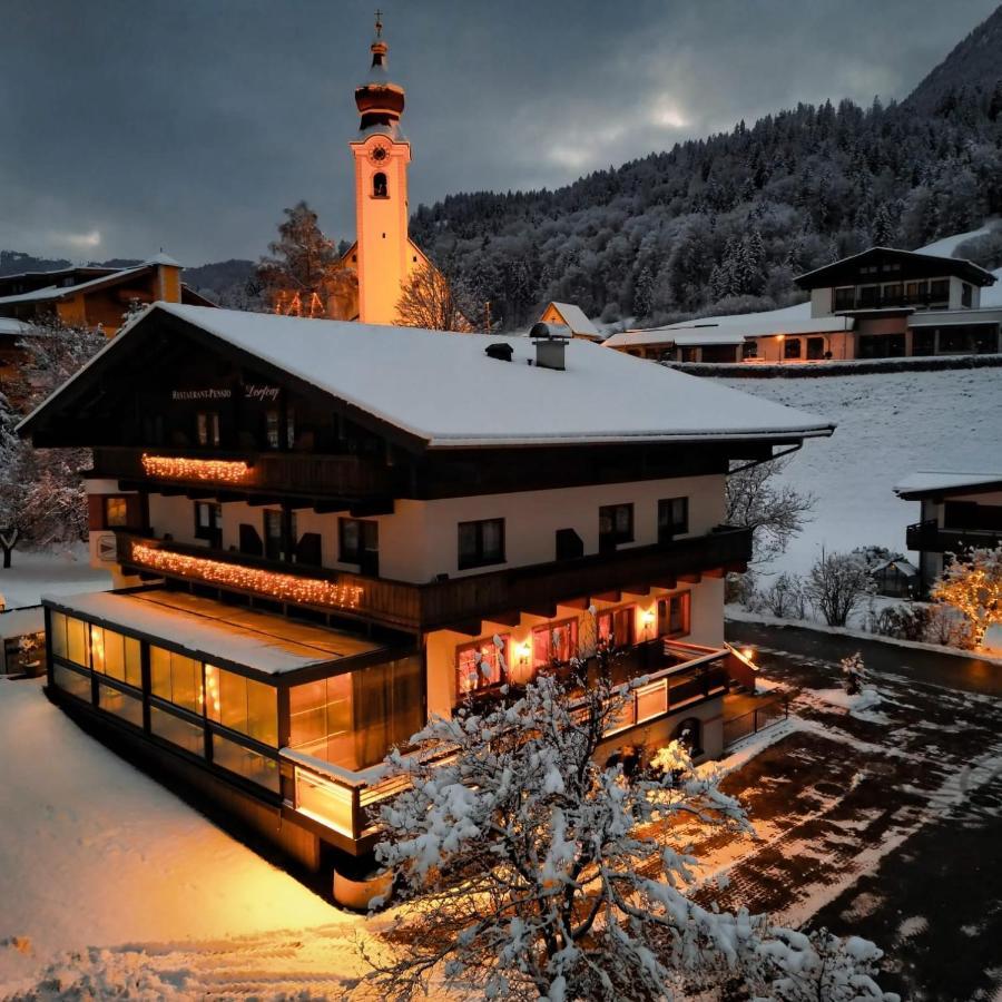 Dorfcafe Unken Hotelpension Swirtshaus Im Dorf Extérieur photo