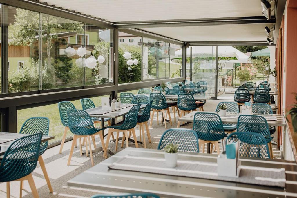 Dorfcafe Unken Hotelpension Swirtshaus Im Dorf Extérieur photo