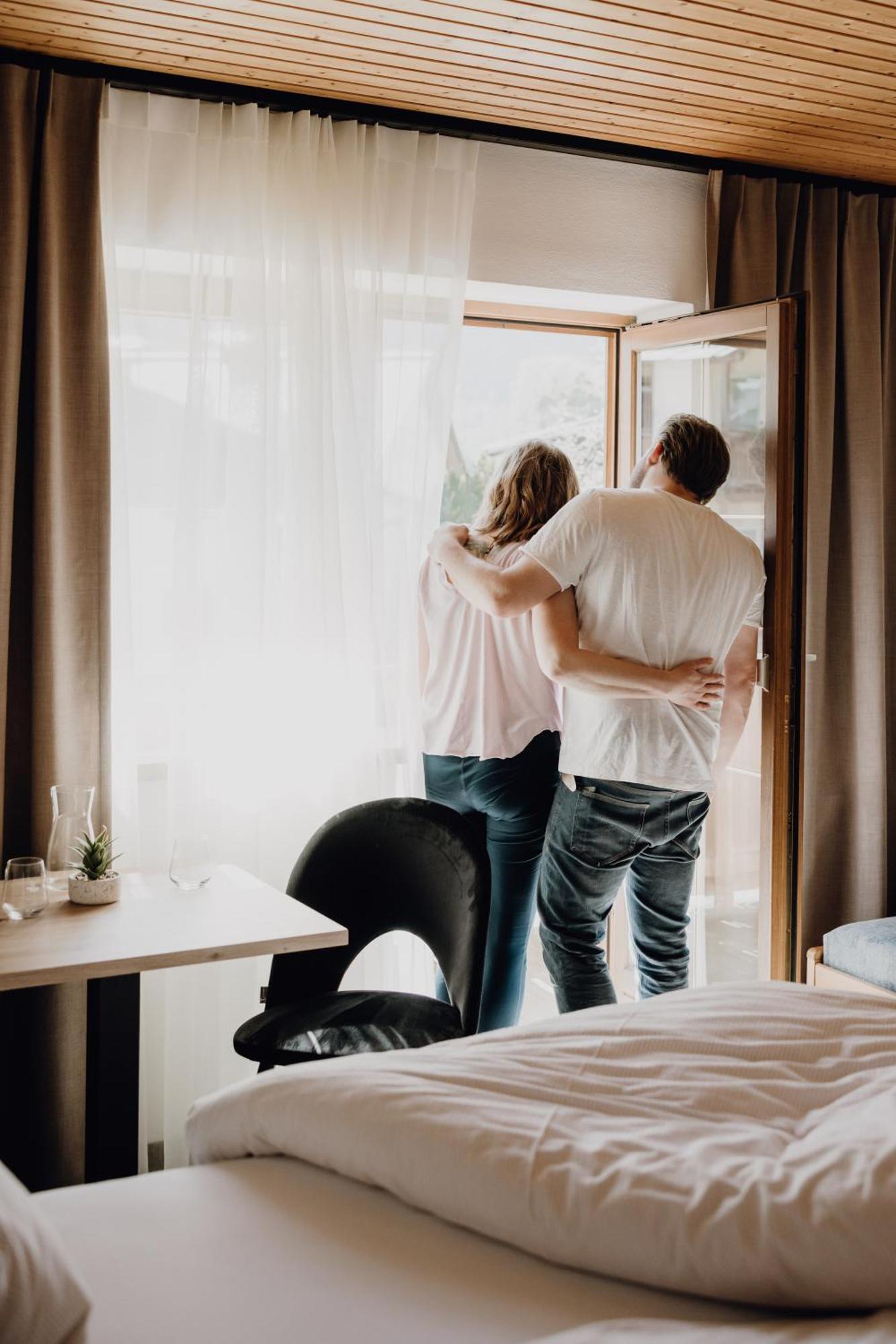 Dorfcafe Unken Hotelpension Swirtshaus Im Dorf Extérieur photo